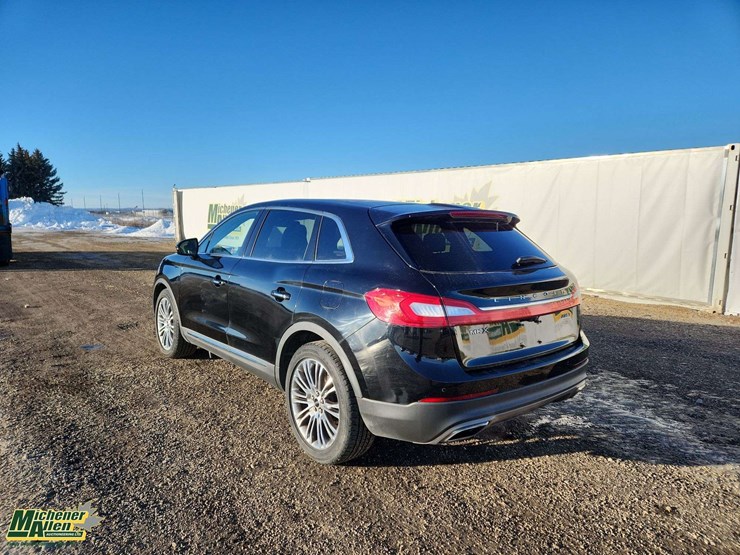 2016-lincoln-mkx-image-3