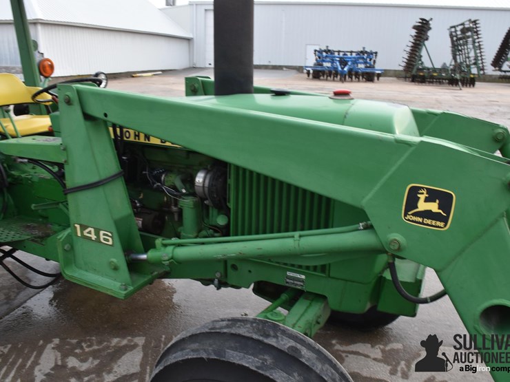 1976-john-deere-2640-image-17