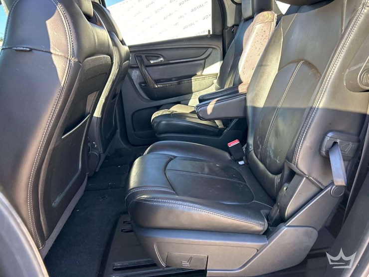 2016-gmc-acadia-image-23