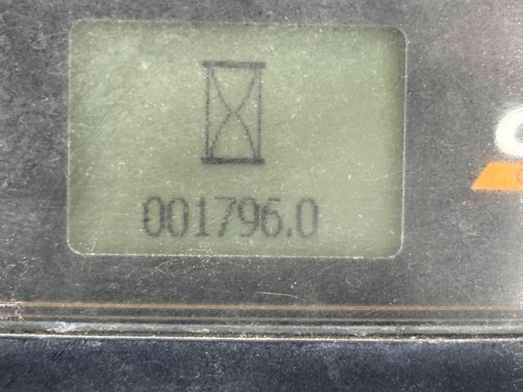 2018-case-580sn-image-68