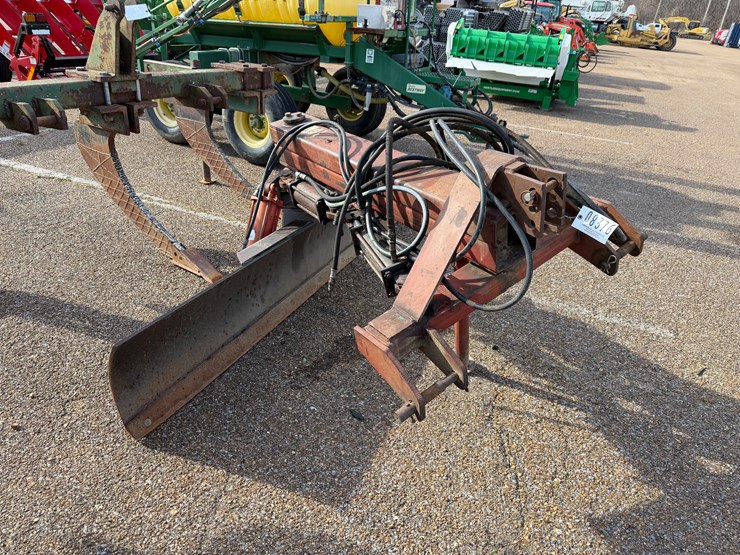 international-8-image-6