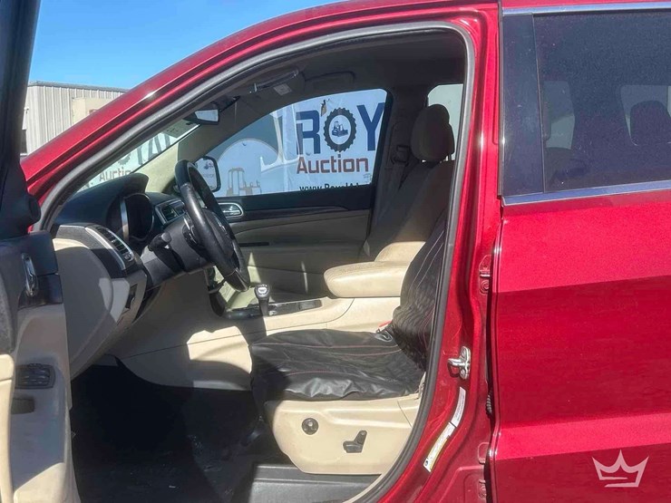 2014-jeep-grand-cherokee-image-12