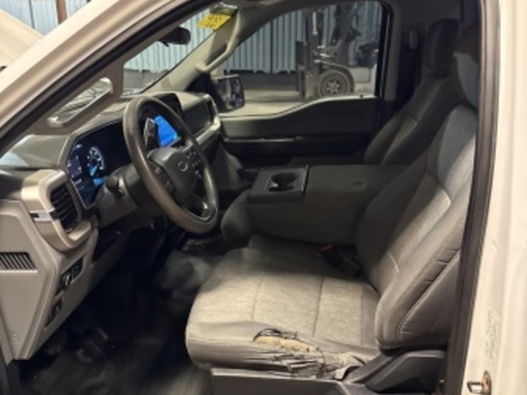 2021-ford-f150-image-25