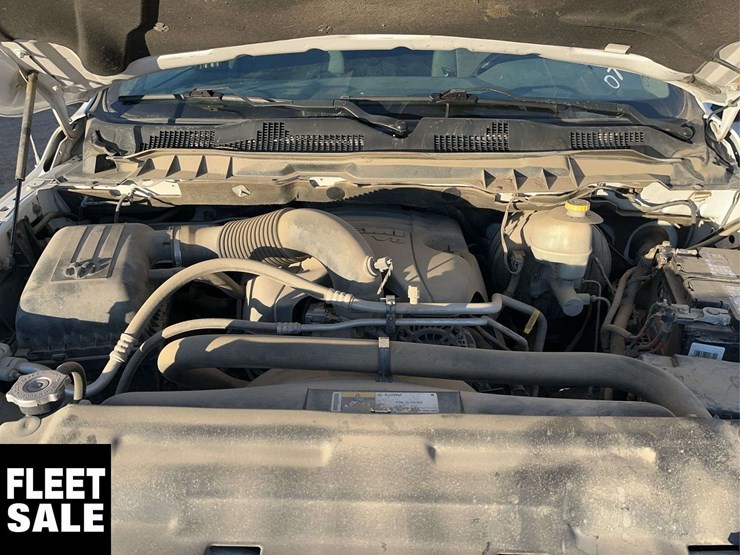 2015-dodge-1500-image-24