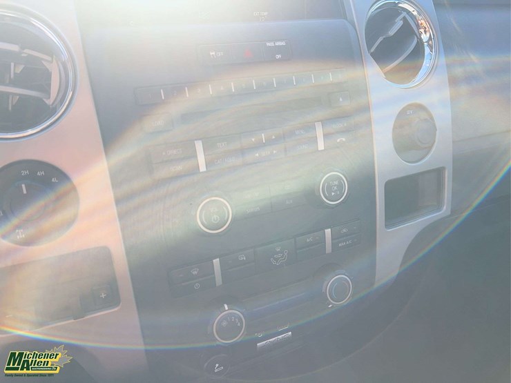 2012-ford-f150-image-17