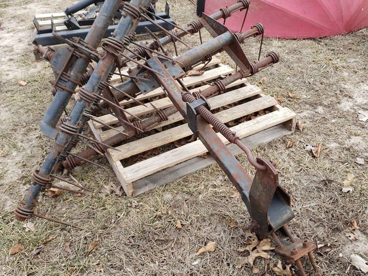 2-hiniker-4ft-coil-tine-harrows-image-2