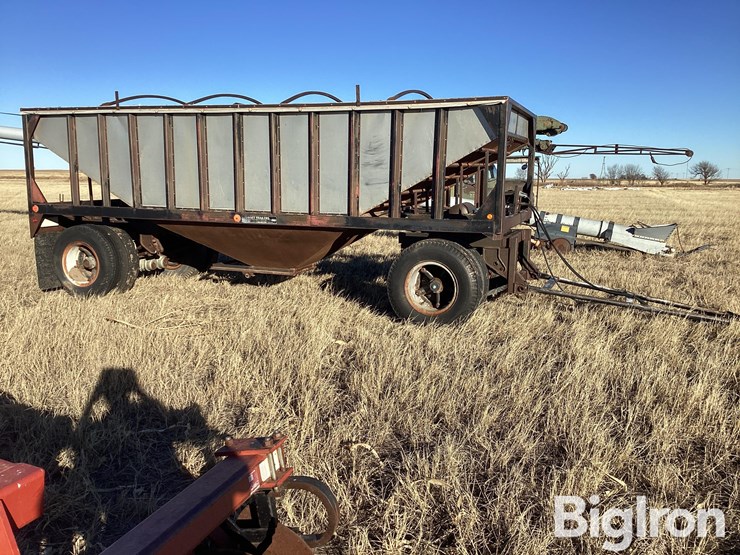 1979-target-20’-pup-grain-trailer-image-4