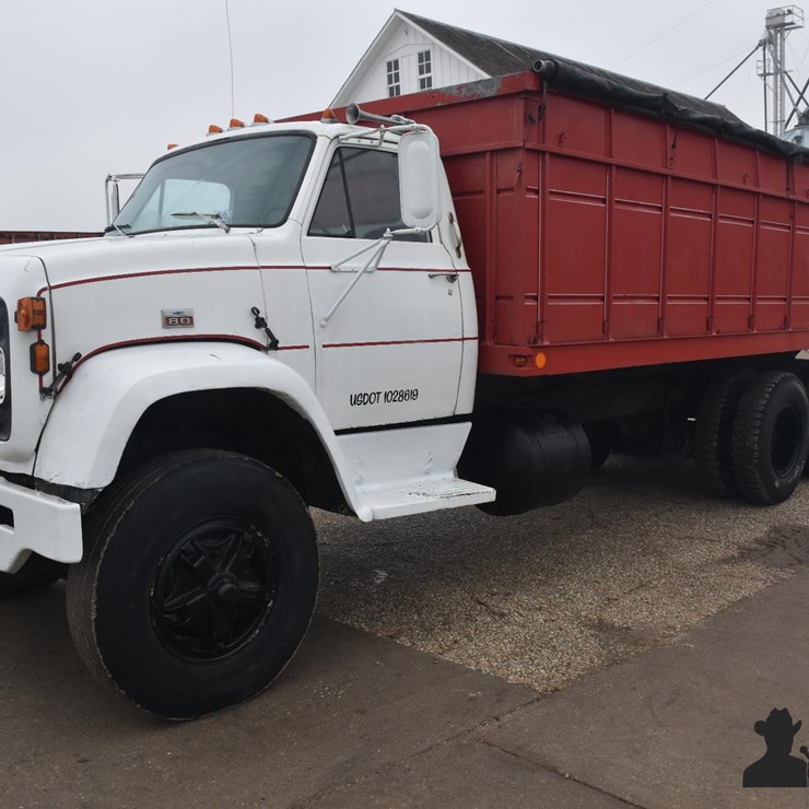 1975 Chevrolet C80 T/A Grain Truck