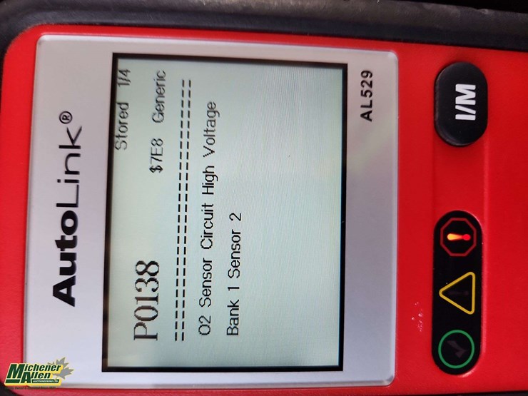 2015-chevrolet-silverado-2500hd-image-30