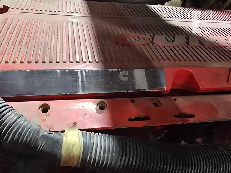 2005-international-9400-image-26