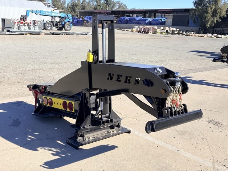 2026-neks-hydraulic-fifth-wheel-wrecker-image-4