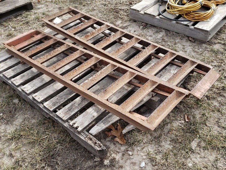 2-metal-trailer-ramps,-14''-w-x-60''-l-image-2