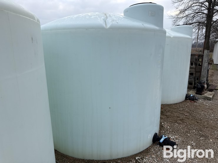 norwesco-2,500-gal-liquid-storage-tank-image-4