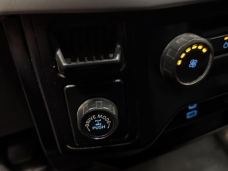 2021-ford-f150-image-23