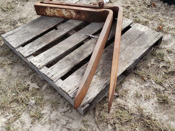 42''-h.d.-pallet-forks-image-1