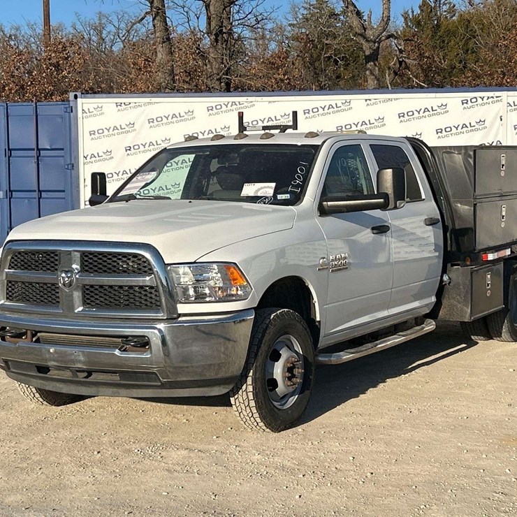 2013 Ram 3500 Utility Flatbed Truck