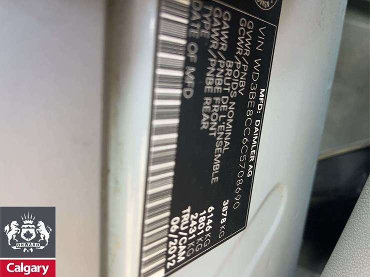 2012-mercedes-benz-sprinter-2500-image-27