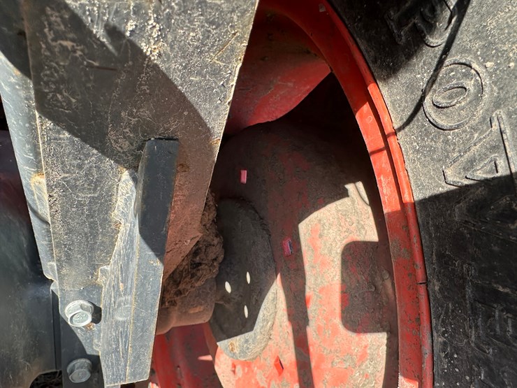 kubota-l2501-image-11