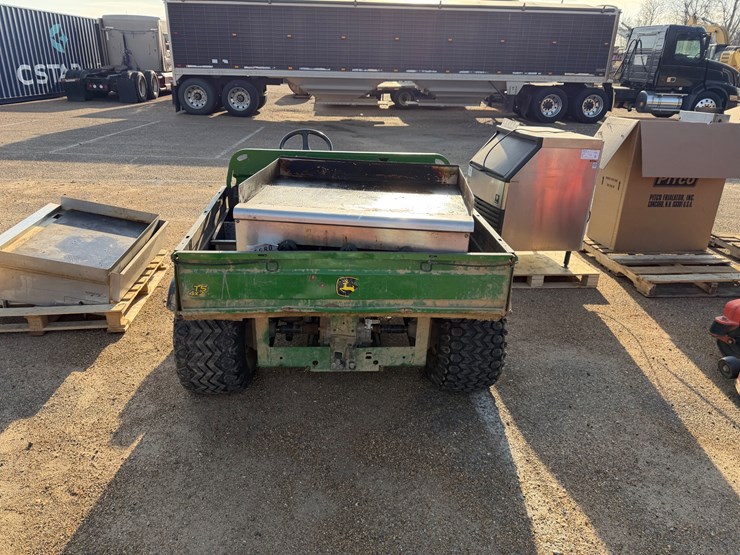 john-deere-gator-image-7