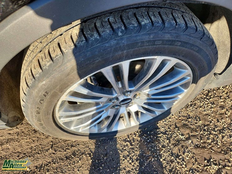 2016-lincoln-mkx-image-10