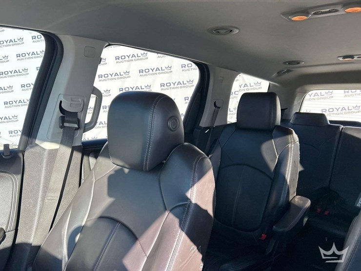 2016-gmc-acadia-image-21