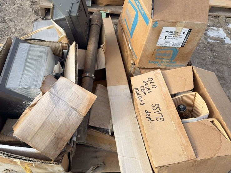 ass.-of-wall-lights-image-3