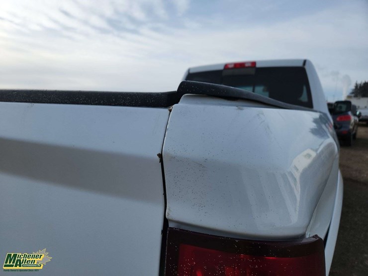 2017-dodge-2500-image-45