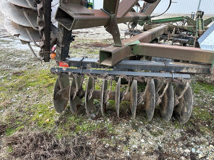 john-deere-630-image-22