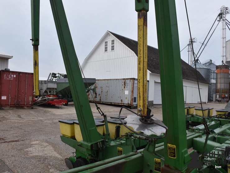 john-deere-7000-image-12