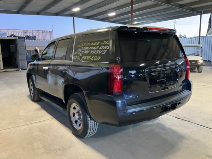 2020-chevrolet-tahoe-image-4