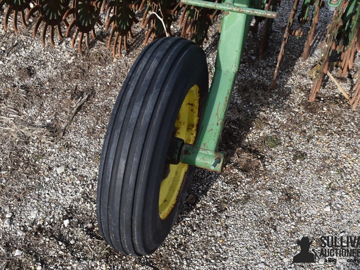 john-deere-400-image-13