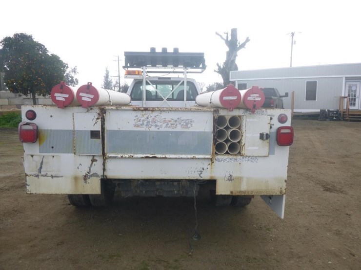 2008-ford-f550-image-8