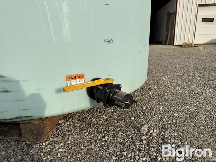 norwesco-1,550-gal-liquid-storage-tank-image-13