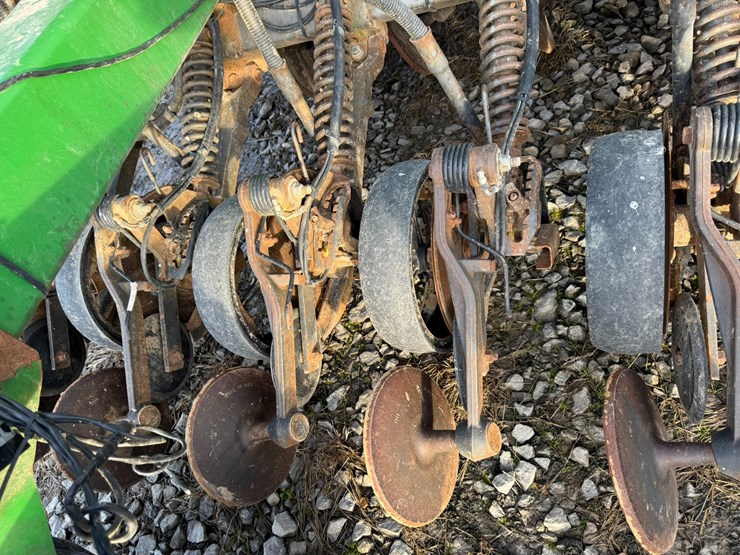 john-deere-1890-image-22