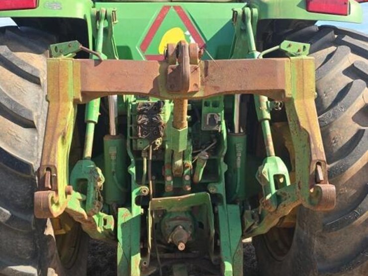 john-deere-8320-image-7