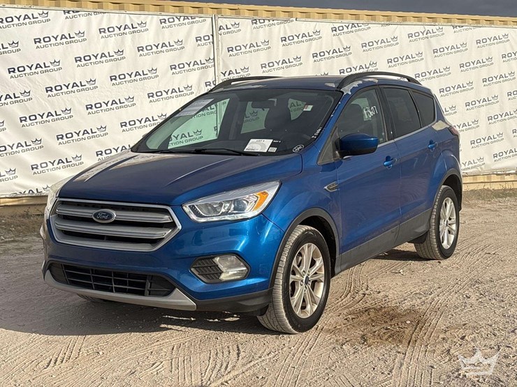 2017-ford-escape-image-1