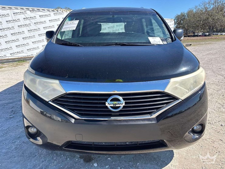 2015-nissan-quest-image-32