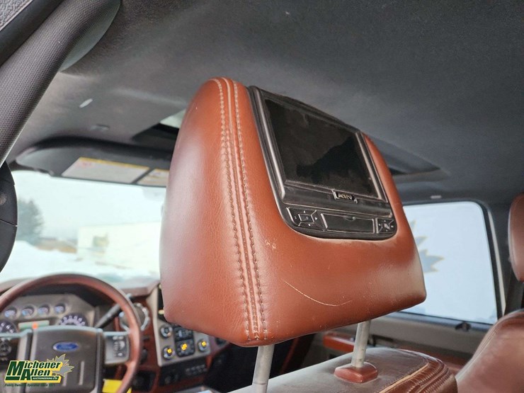 2014-ford-f350-sd-image-16