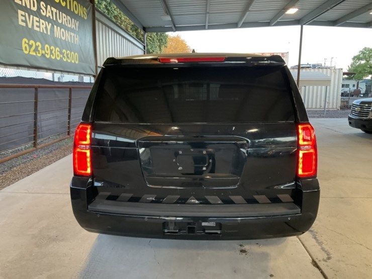 2020-chevrolet-tahoe-image-6