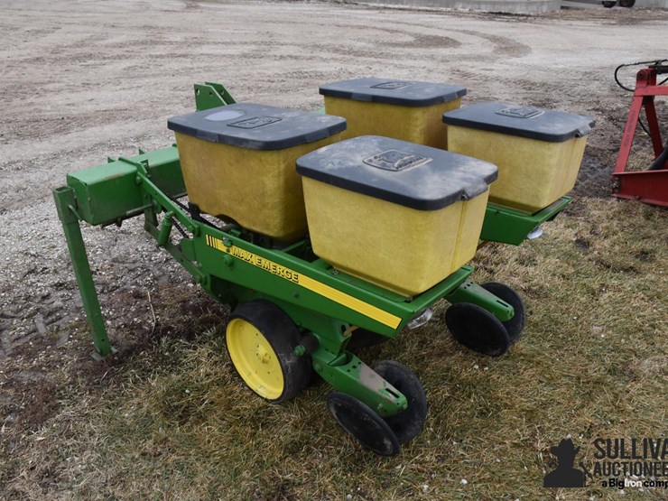 john-deere-2r30-planter-image-7