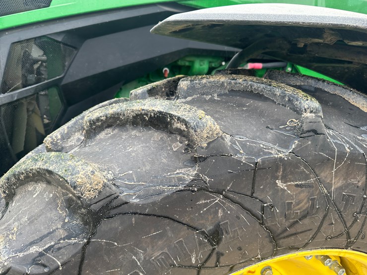 john-deere-8r-280-image-8