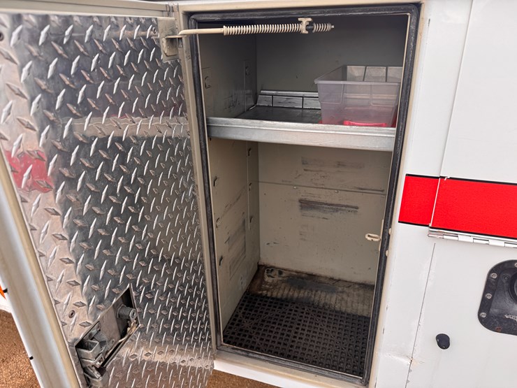 1997-ford-f450-image-12