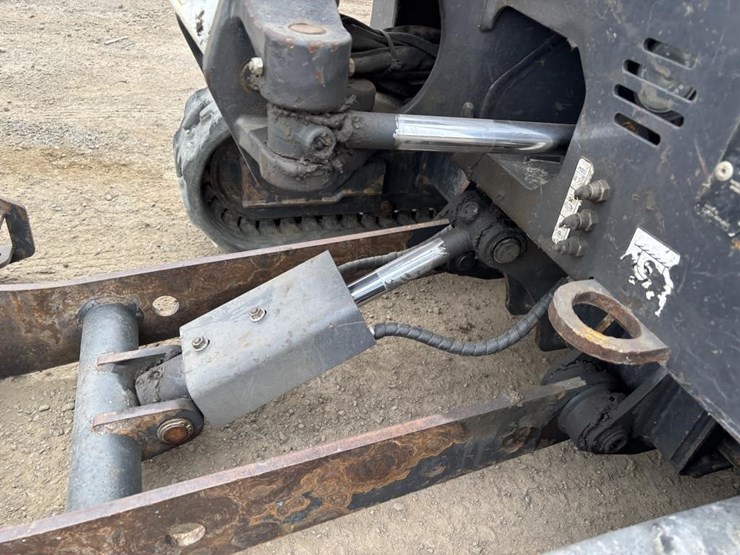 2021-bobcat-e20-image-18