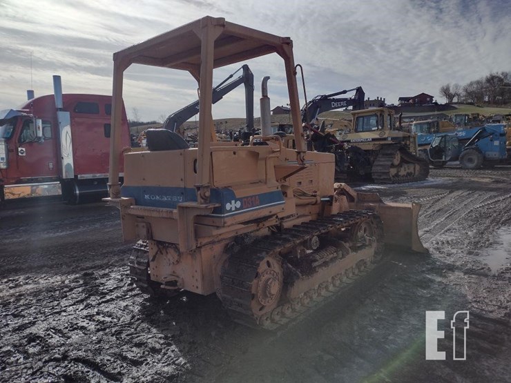 komatsu-d31a-17-image-40