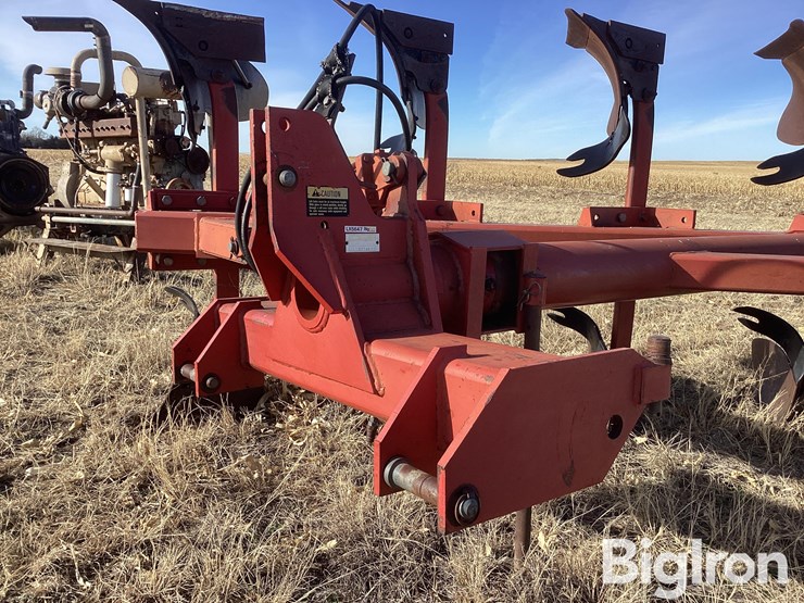 1994-case-165mbpl-moldboard-plow-image-11
