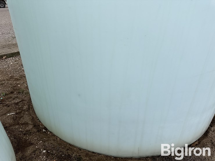 norwesco-2,500-gal-liquid-storage-tank-image-9