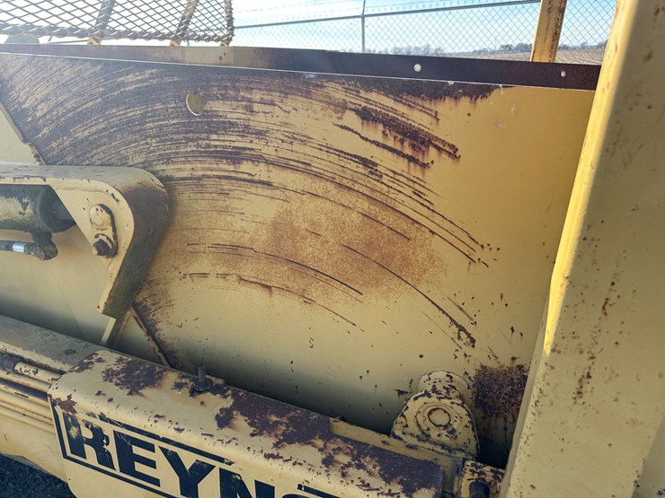 1999-reynolds-10c-image-47