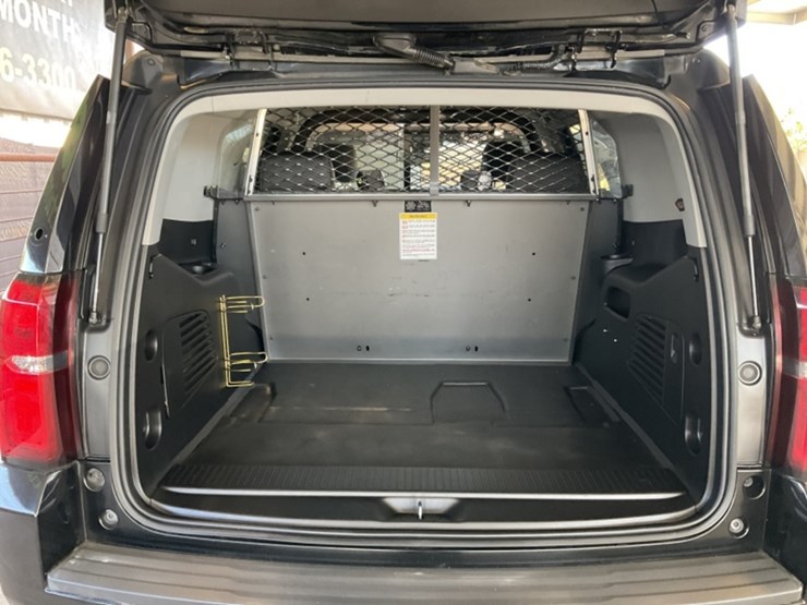 2018-chevrolet-tahoe-image-9