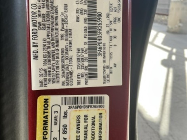 2015-ford-fusion-se-sdn-image-14