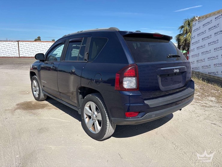 2016-jeep-compass-image-4